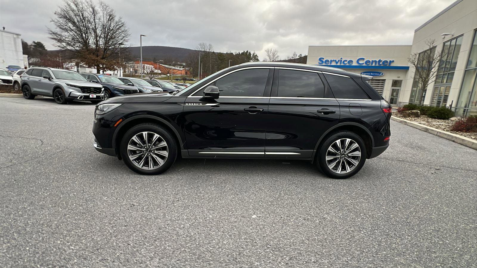 Used 2022 Lincoln Corsair Reserve w/ Elements Package image 7