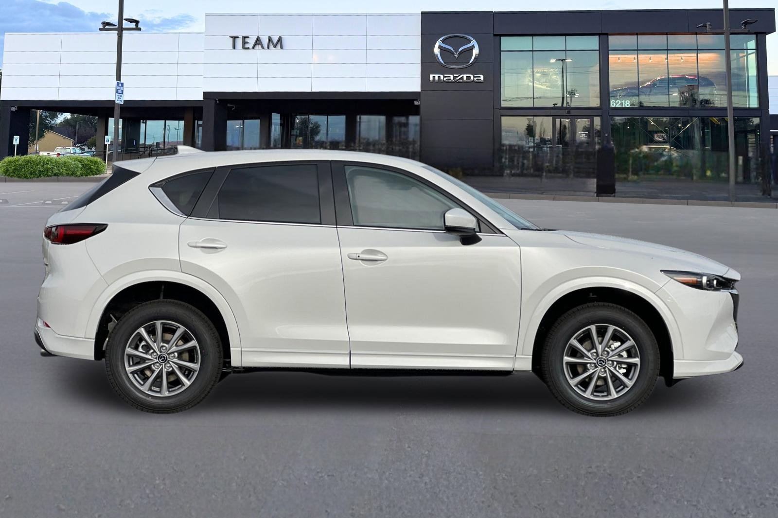 New 2025 MAZDA CX-5 AWD 2.5 S w/ Preferred Package image 3