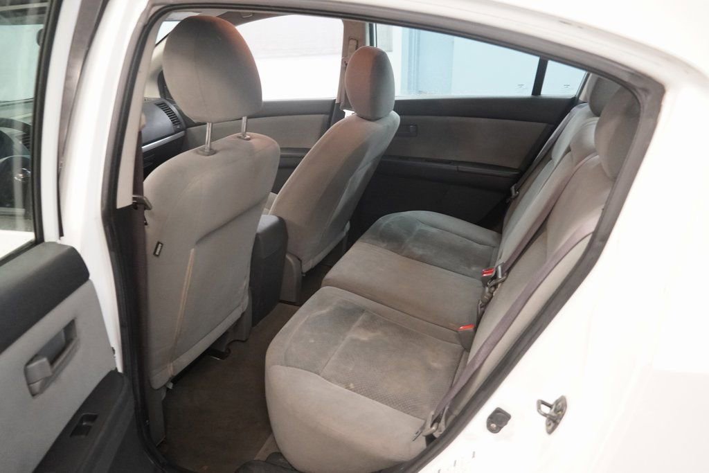 Used 2011 Nissan Sentra 2.0 image 17