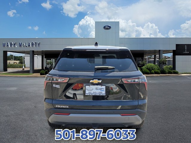 Used 2025 Chevrolet Equinox LT FWD image 4