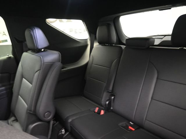 New 2026 Chevrolet Traverse LT w/ Driver Confidence Package image 9