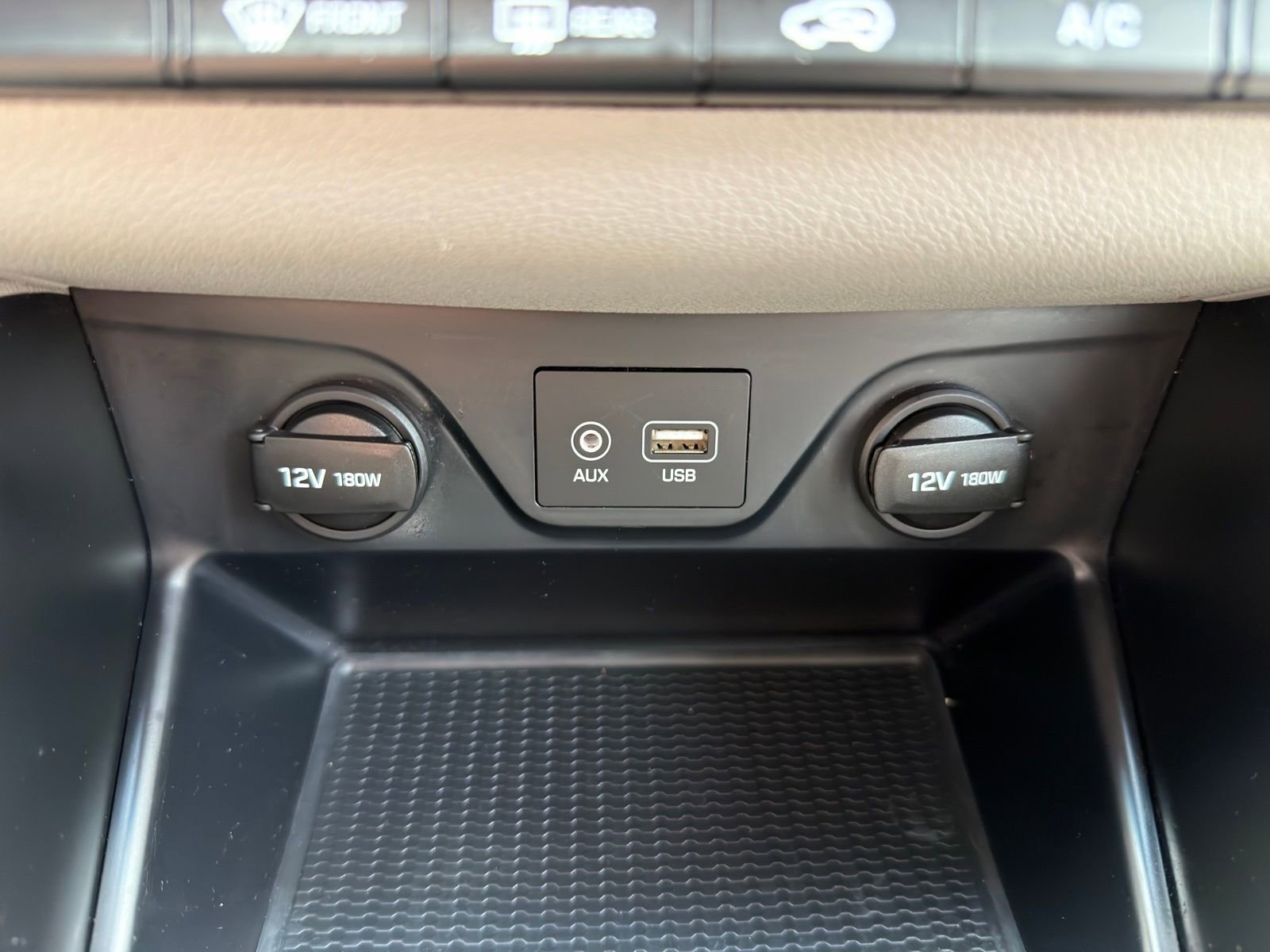 Used 2019 Hyundai Tucson SE image 22