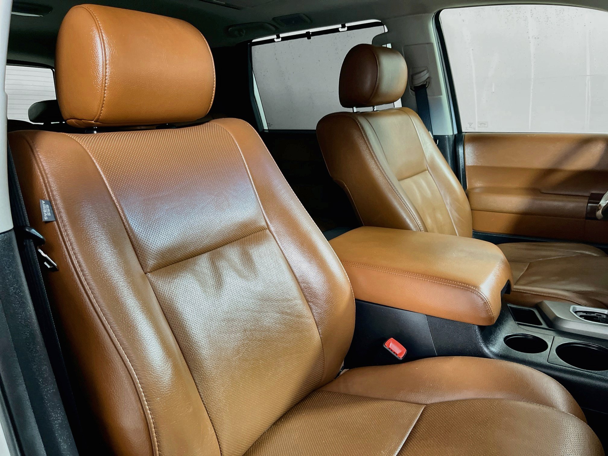 Used 2017 Toyota Sequoia Platinum AWD/4WD image 28