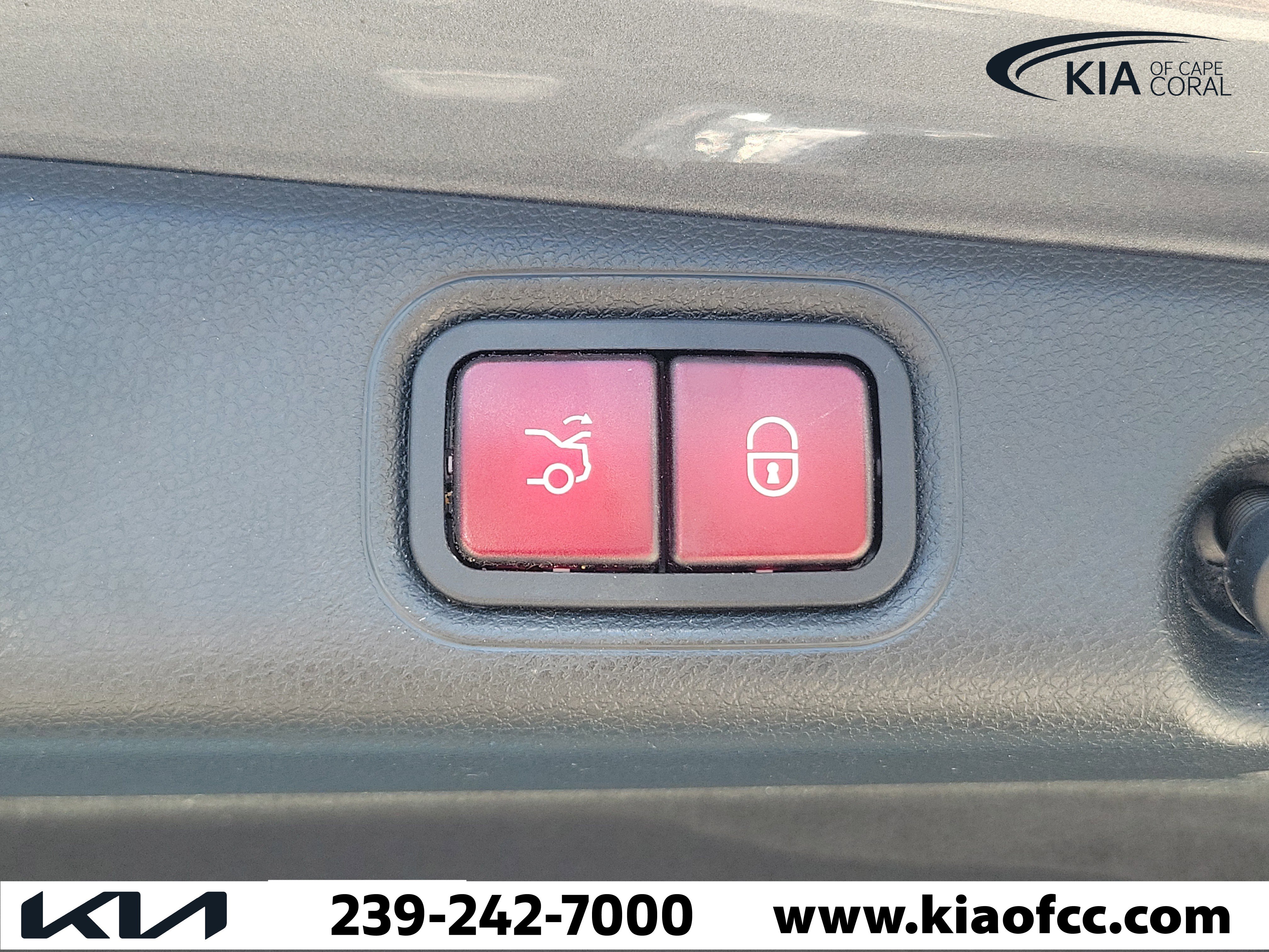 Used 2017 Mercedes-Benz E 43 AMG 4MATIC Sedan image 13