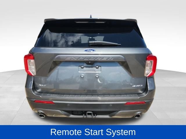 Used 2023 Ford Explorer XLT w/ Equipment Group 202A image 8