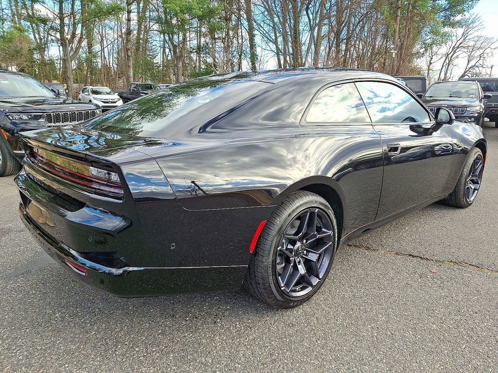 Used 2024 Dodge Charger R/T w/ Plus Group image 7