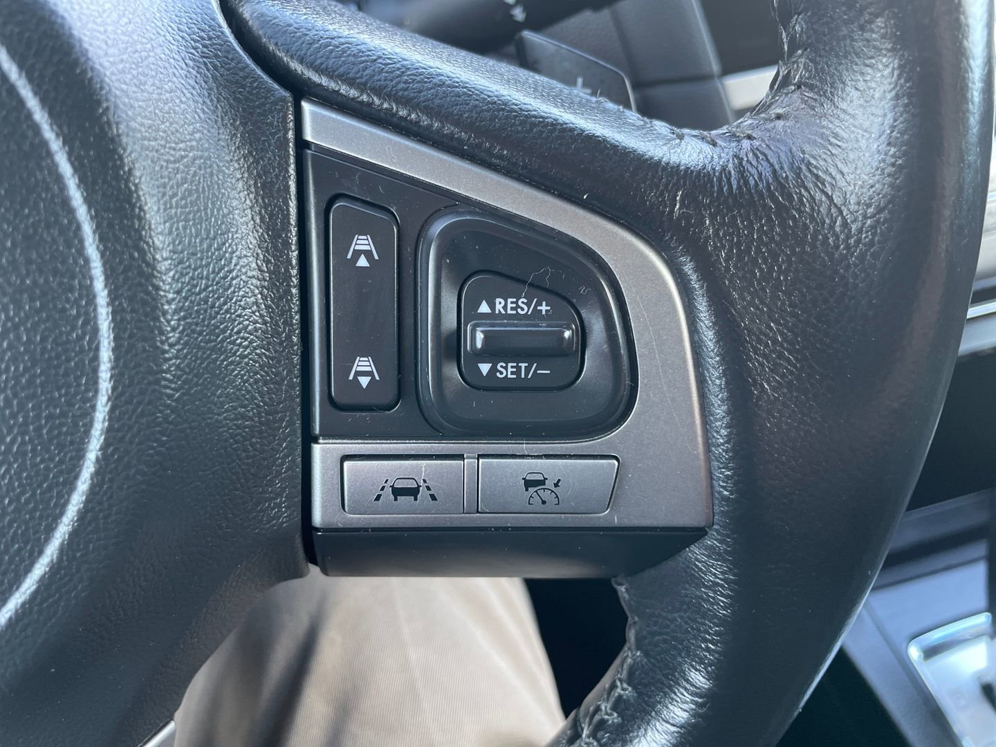 Used 2016 Subaru Outback 2.5i Premium image 23