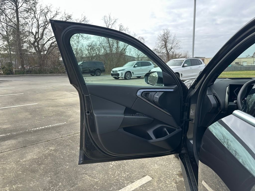 Certified 2025 BMW X3 xDrive30i image 7