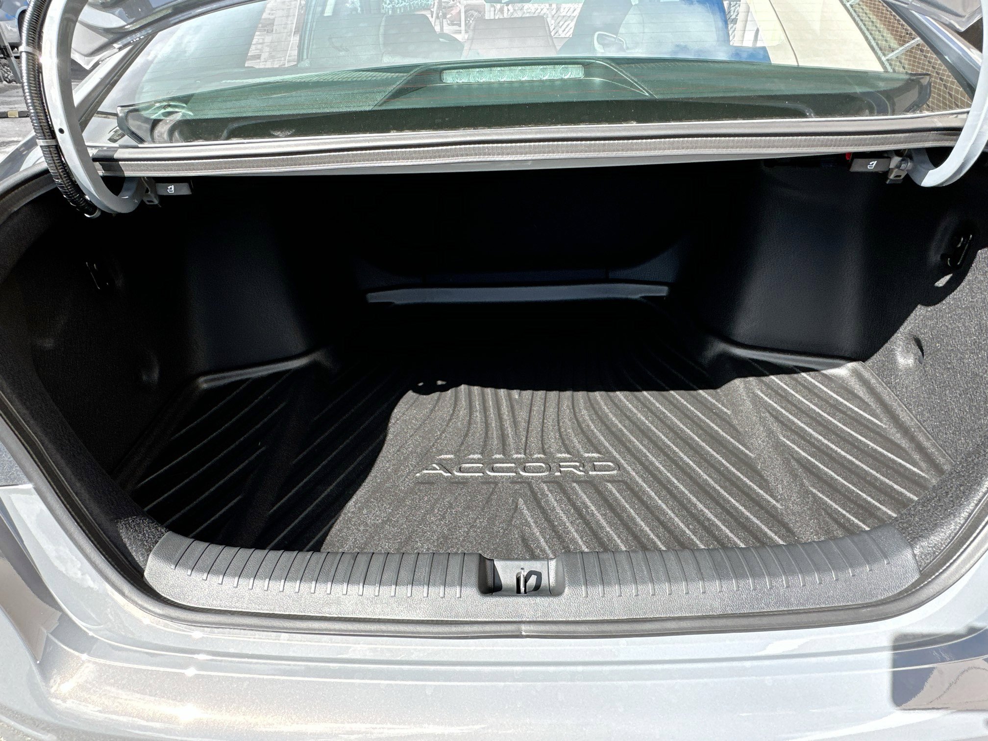 New 2025 Honda Accord SE image 19