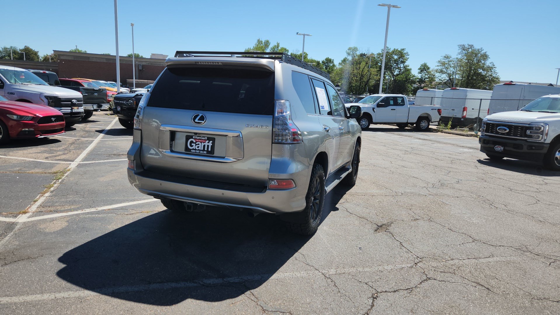 Used 2023 Lexus GX 460 Premium w/ Premium Package AWD/4WD image 9