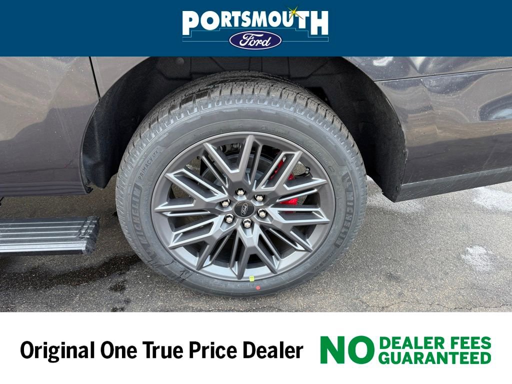 New 2025 Ford Expedition Max Platinum w/ Stealth Performance Package image 27