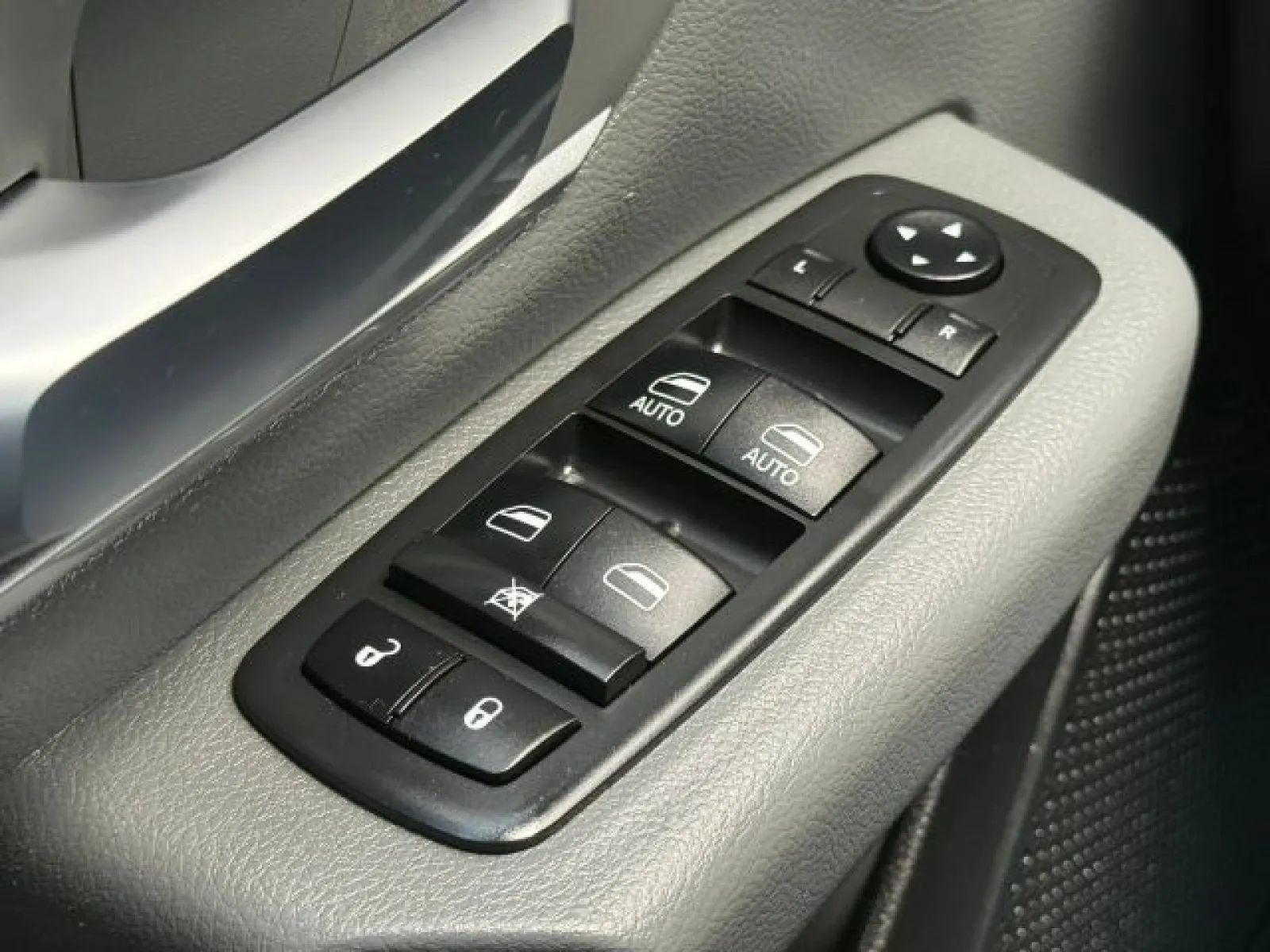 Used 2019 RAM 1500 Big Horn AWD/4WD image 30