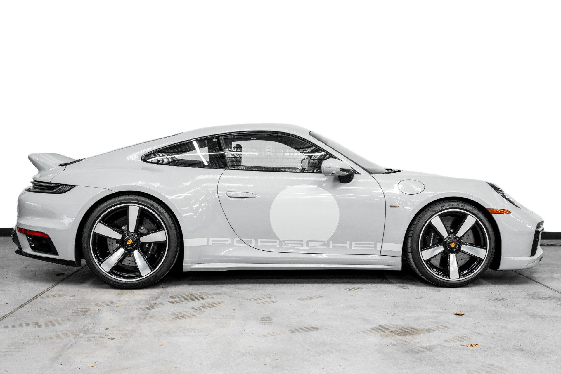 Used 2023 Porsche 911 Sport Classic image 44