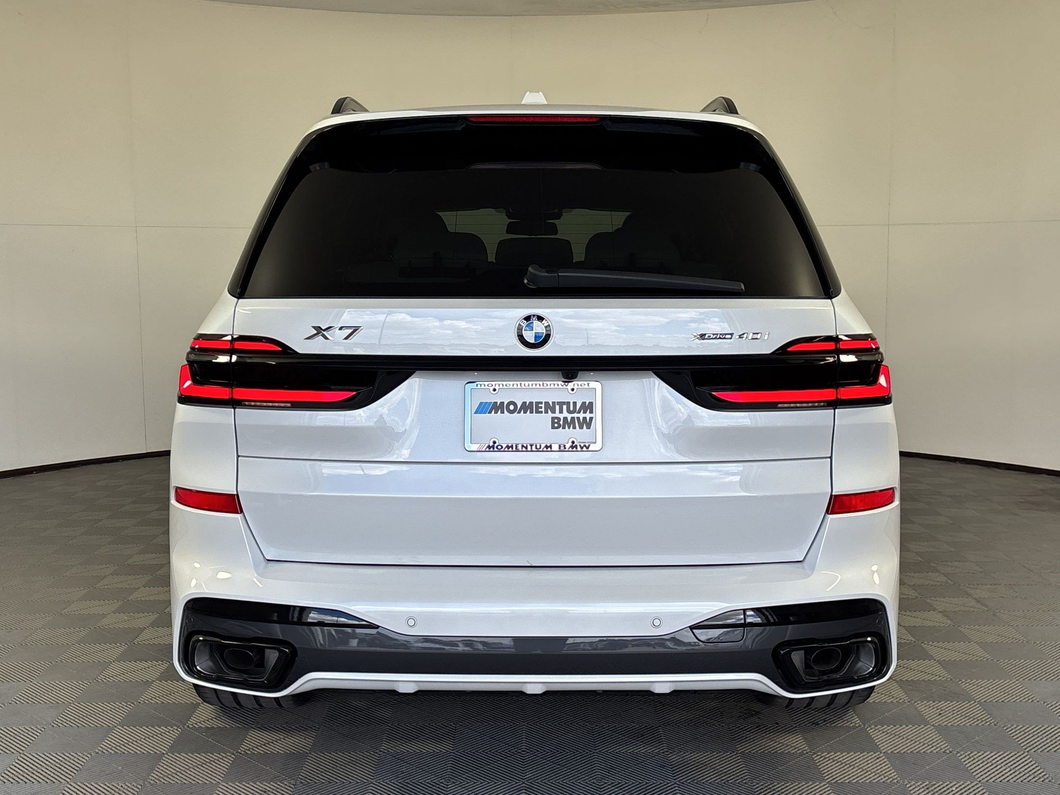 New 2027 BMW X7 xDrive40i w/ Executive Package AWD/4WD image 10