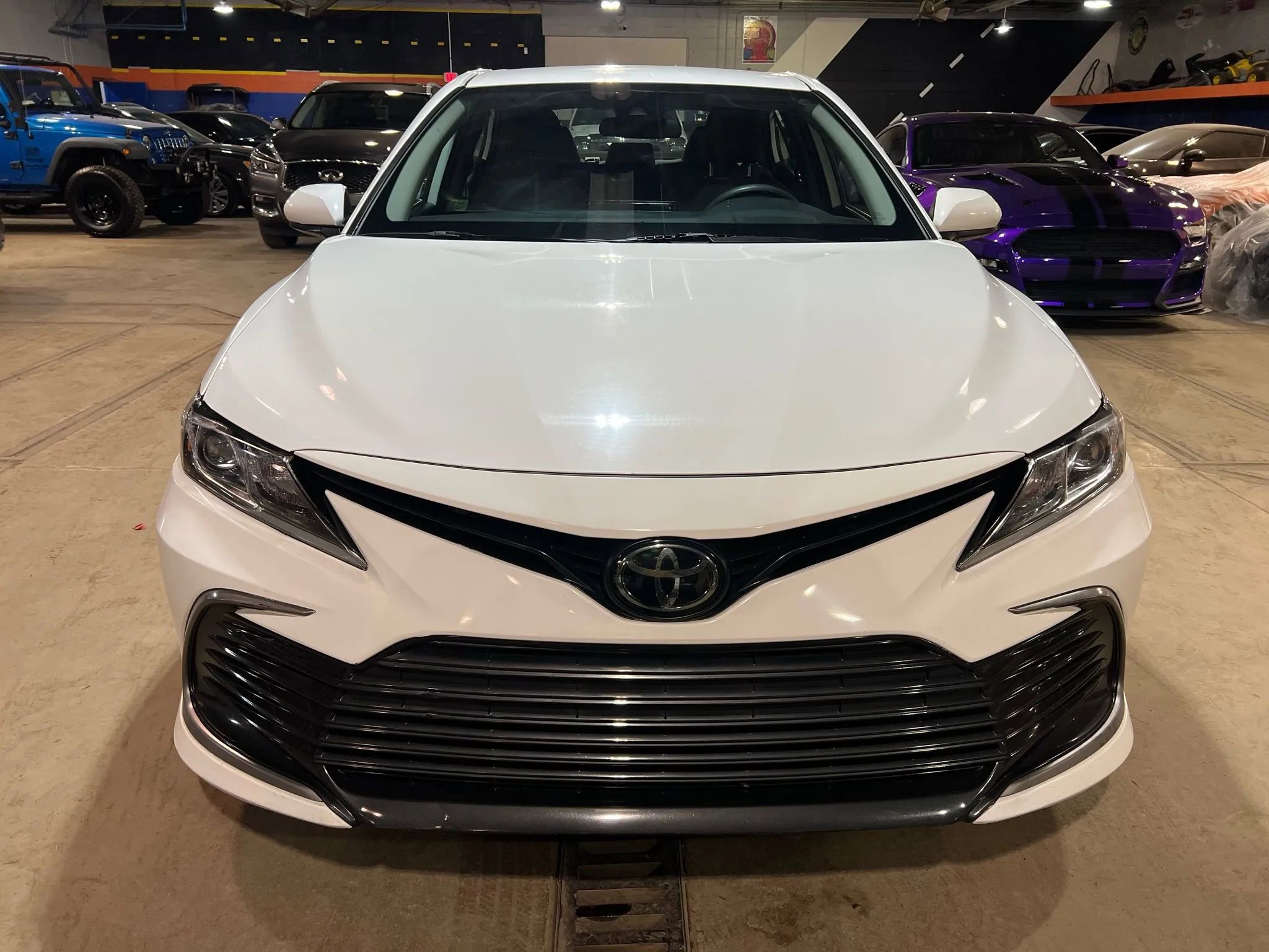 Used 2023 Toyota Camry LE image 8