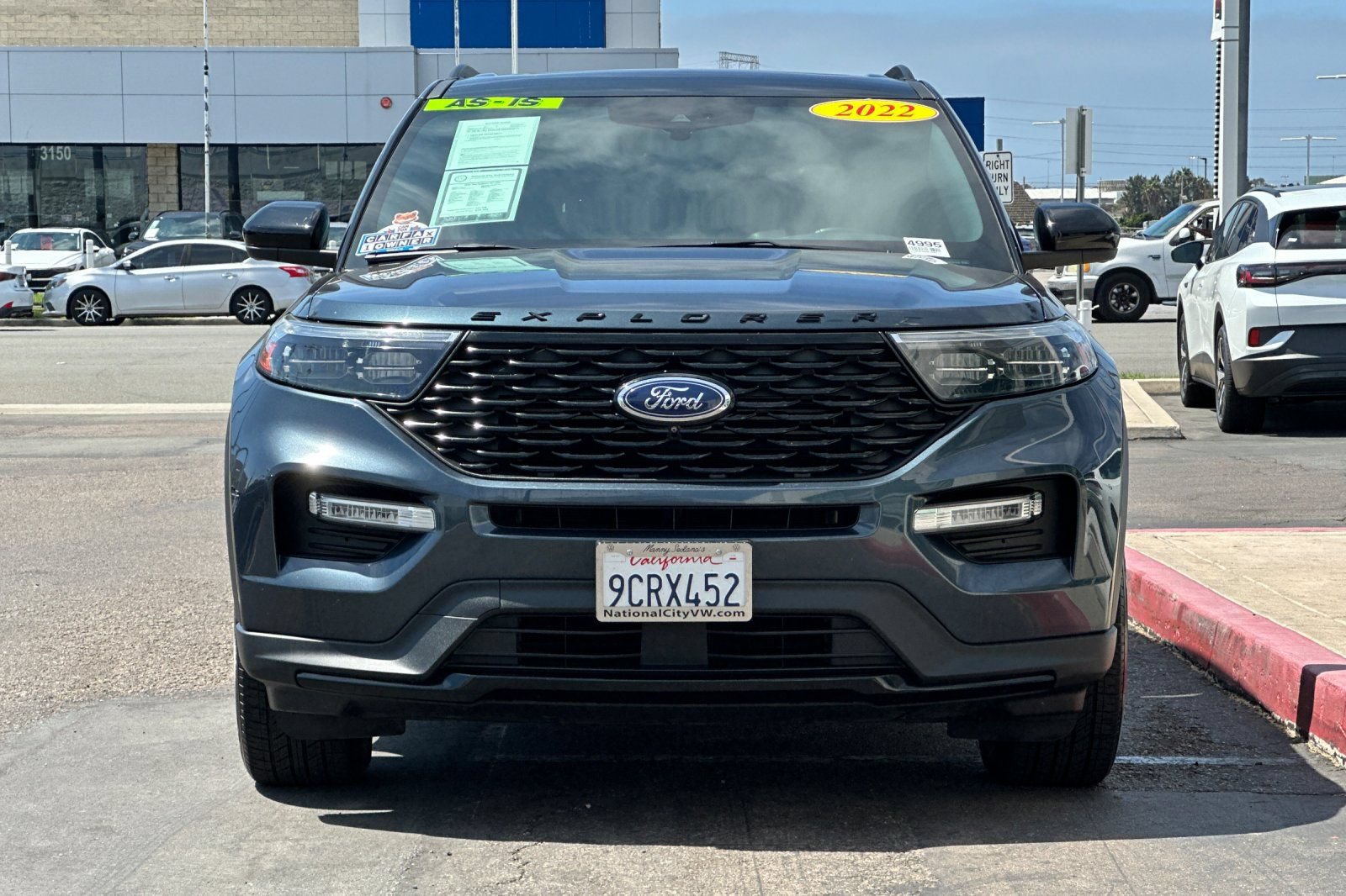 Used 2022 Ford Explorer ST-Line w/ Class IV Trailer Tow Package AWD/4WD image 9