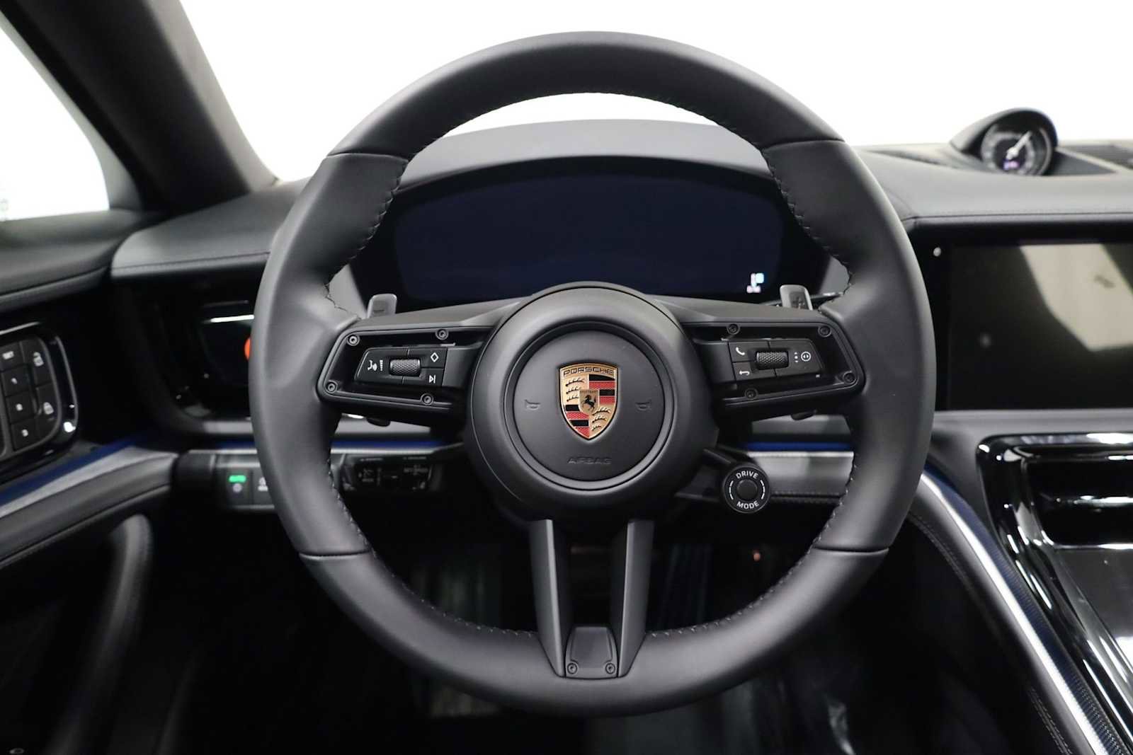 New 2026 Porsche Panamera 4 image 25