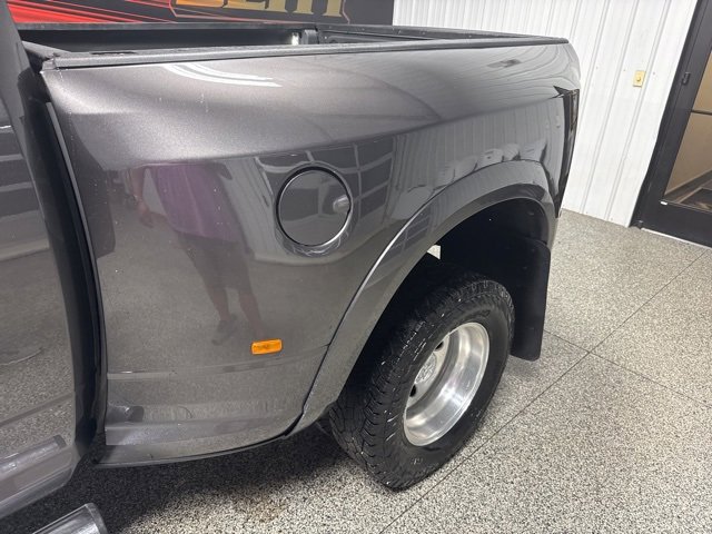 Used 2018 RAM 3500 Laramie w/ Sport Appearance Group image 13