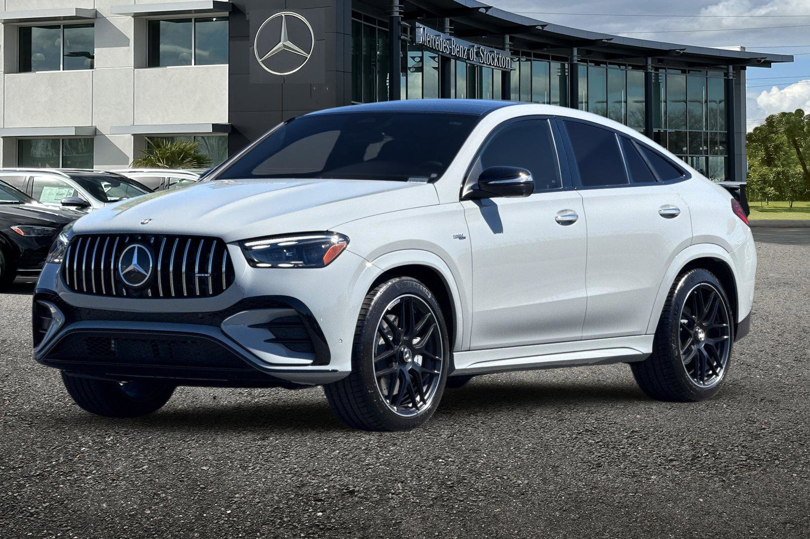 New 2026 Mercedes-Benz GLE 53 AMG 4MATIC Coupe image 8