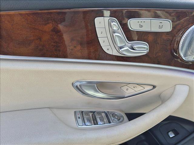 Used 2020 Mercedes-Benz E 350 Sedan image 10