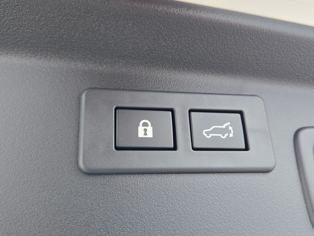 New 2026 Subaru Outback Touring AWD/4WD image 16