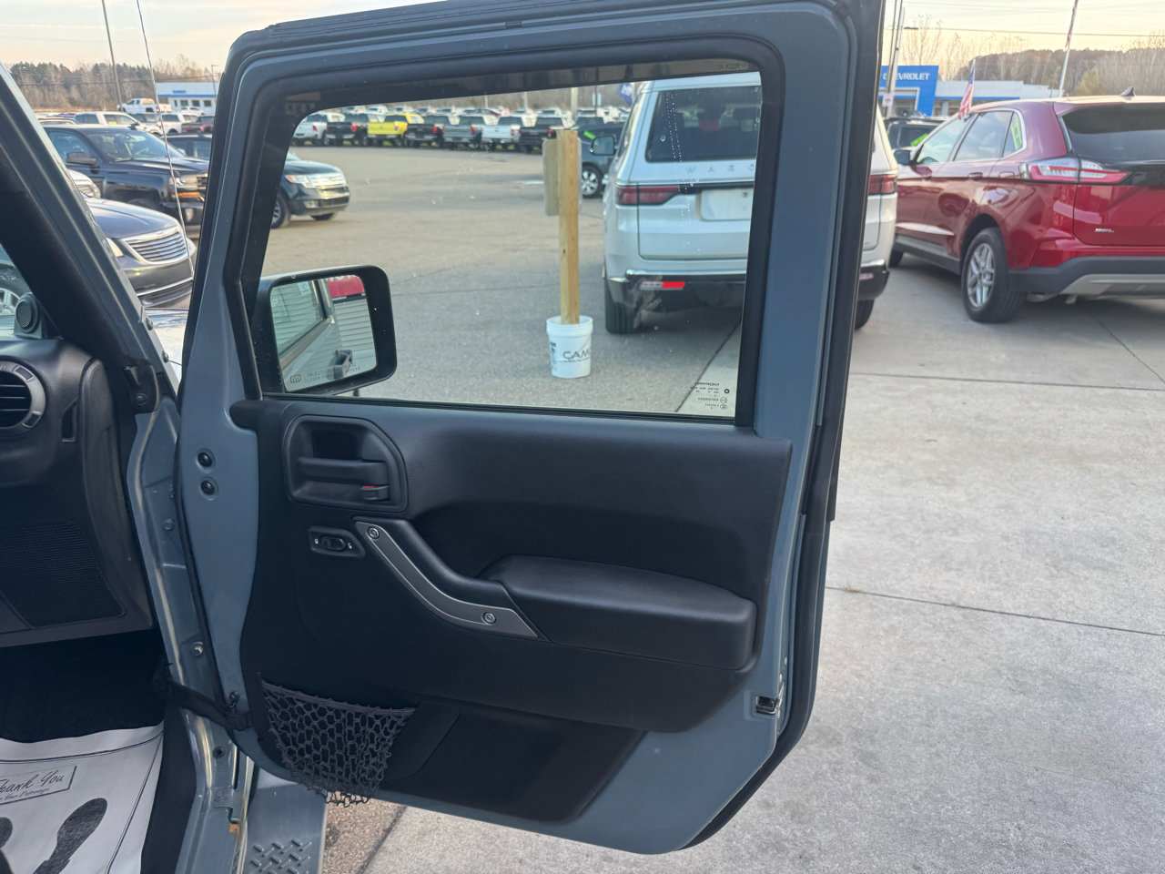 Used 2014 Jeep Wrangler Unlimited Sport w/ Dual Top Group image 15