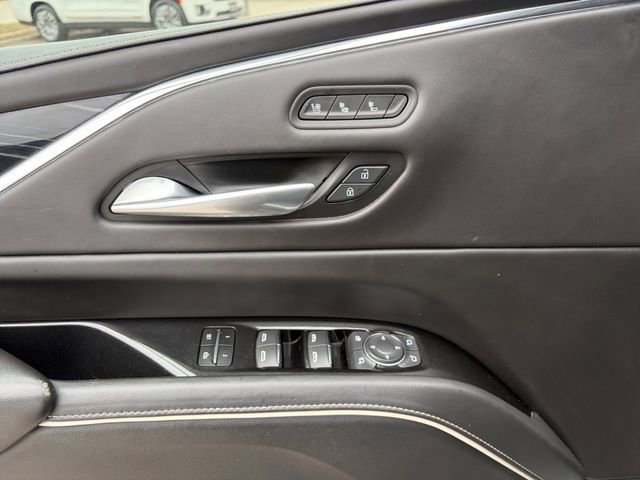 Used 2023 Cadillac Escalade V w/ LPO, ONYX Package AWD/4WD image 4