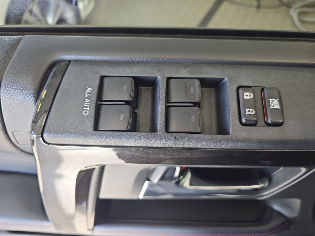 Used 2018 Toyota 4Runner TRD Off-Road image 29