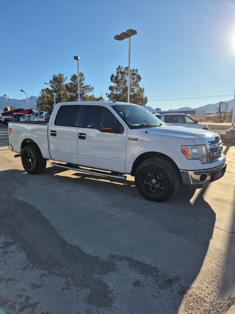 Used 2014 Ford F150 XLT w/ XLT Chrome Package RWD image 3