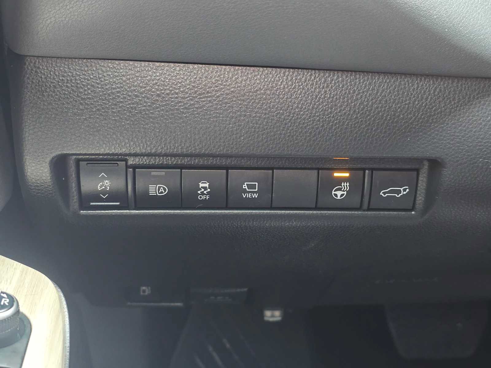 Certified 2023 Toyota Venza Limited AWD/4WD image 31