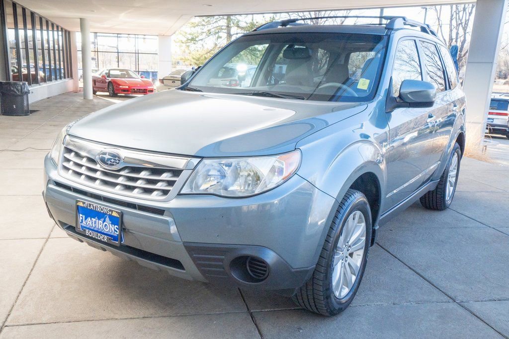 Used 2012 Subaru Forester 2.5X Premium w/ Popular Pkg 2 image 3