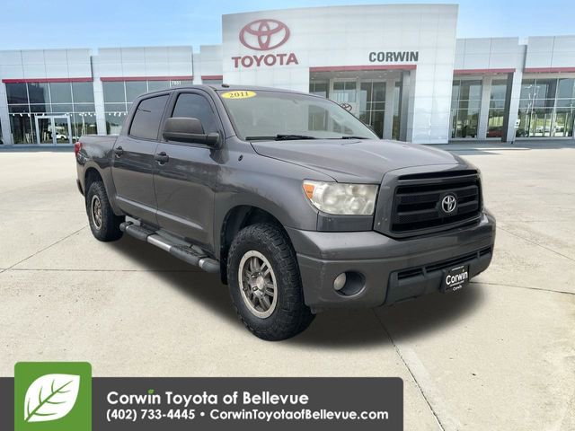 Used 2011 Toyota Tundra 4x4 CrewMax image 2
