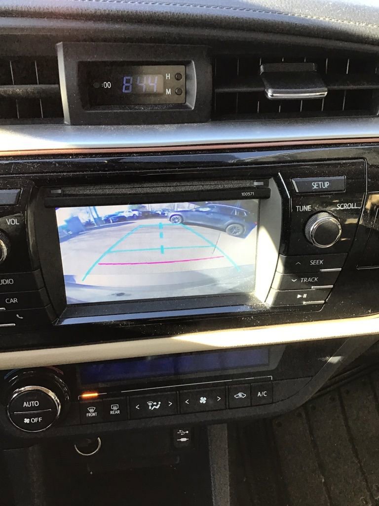 Used 2016 Toyota Corolla LE image 8