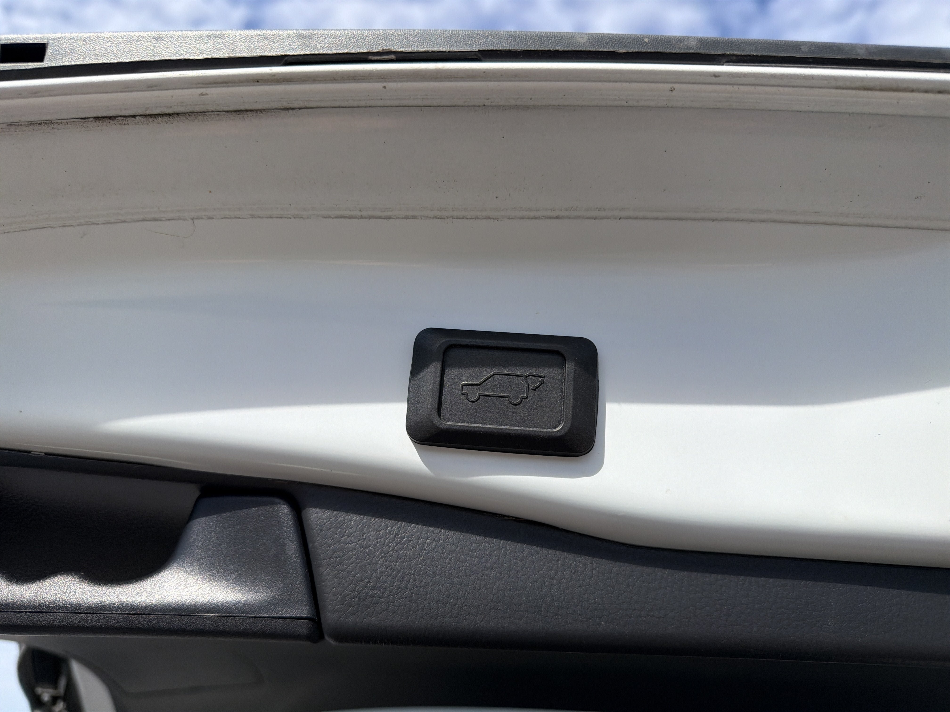 Used 2023 Toyota RAV4 XLE w/ Convenience Package AWD/4WD image 26