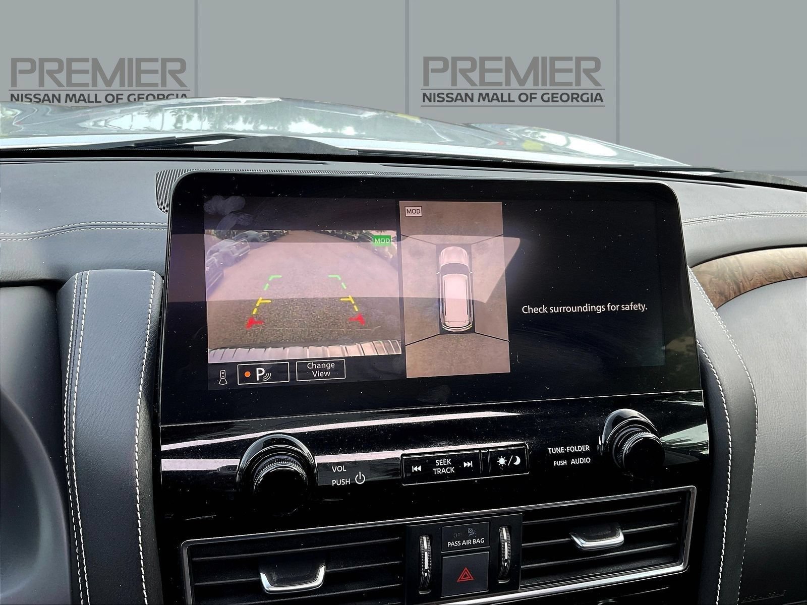 Used 2023 INFINITI QX80 Premium Select w/ Cargo Package RWD image 16