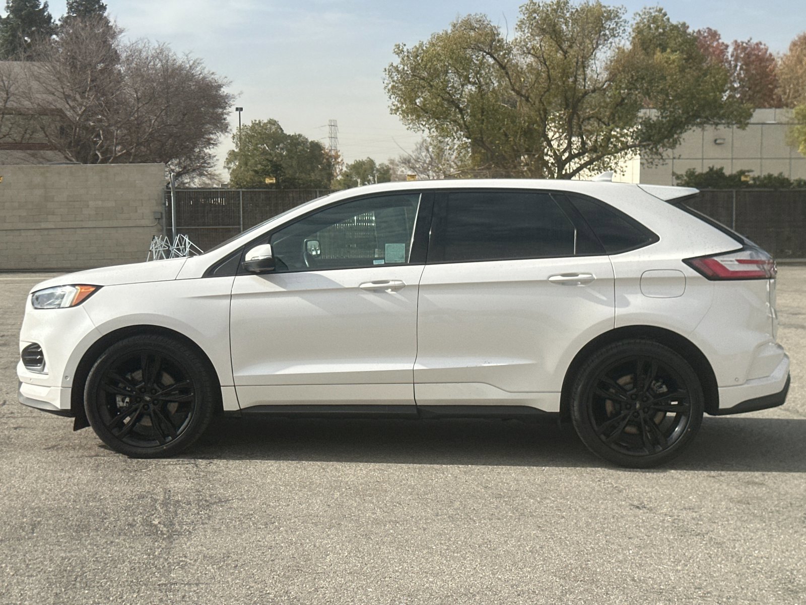 Certified 2019 Ford Edge ST w/ Equipment Group 401A image 7