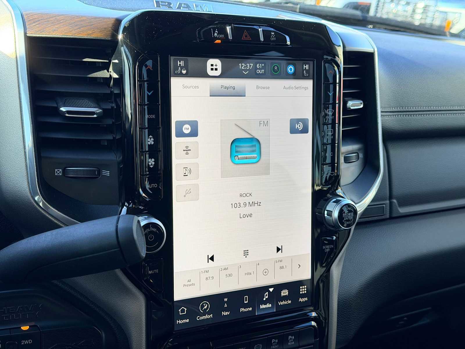 Used 2023 RAM 2500 Laramie image 33