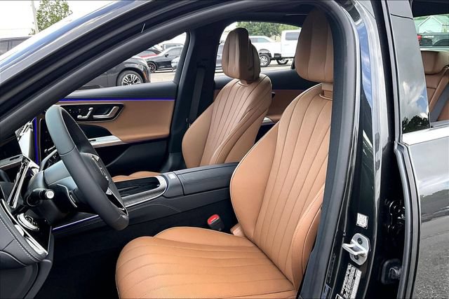 New 2025 Mercedes-Benz C 300 Sedan image 8