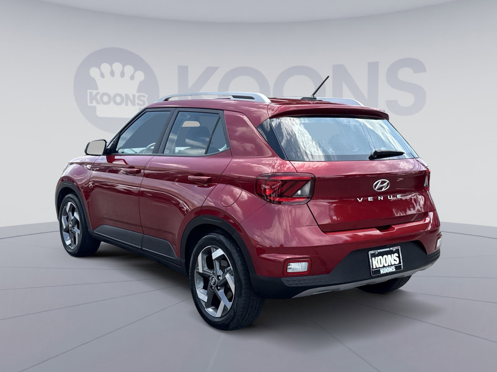 Certified 2024 Hyundai Venue SEL FWD image 4