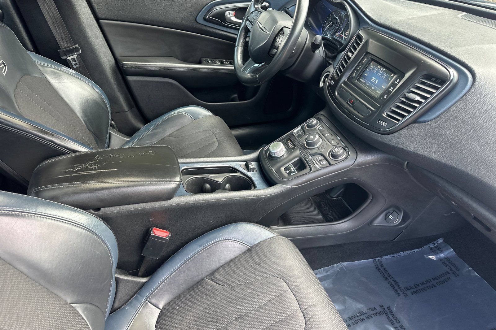 Used 2015 Chrysler 200 S FWD image 15