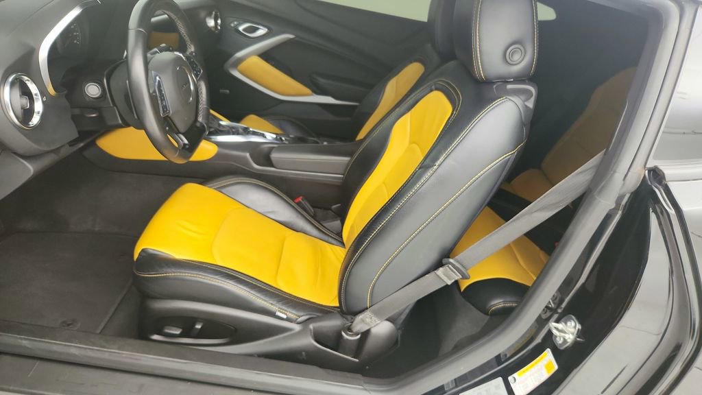 Used 2023 Chevrolet Camaro LT w/ RS Package image 17