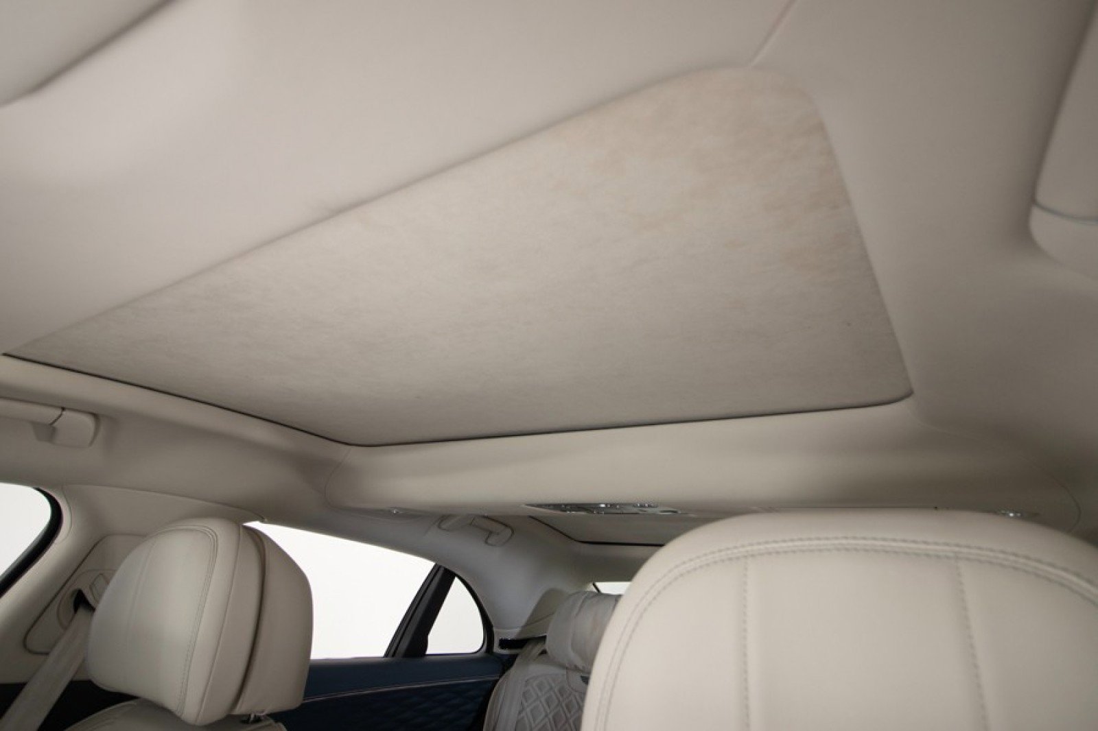 Used 2021 Bentley Flying Spur W12 image 40