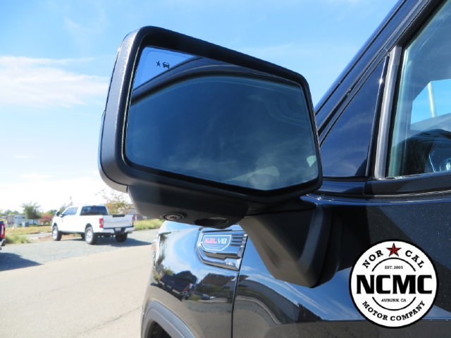 Used 2021 GMC Sierra 1500 AT4 w/ AT4 Value Package AWD/4WD image 17