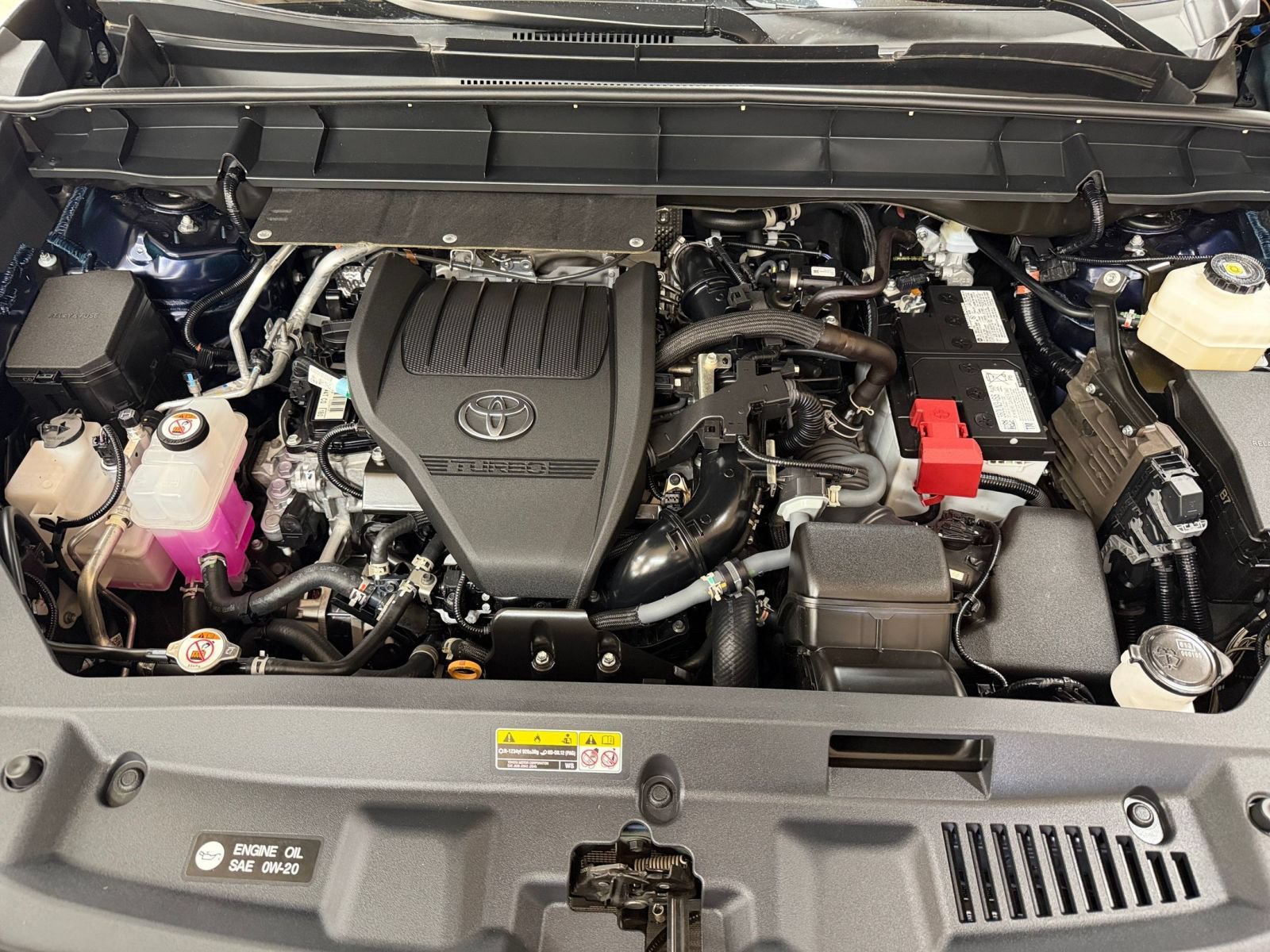 Used 2025 Toyota Highlander XSE AWD/4WD image 35