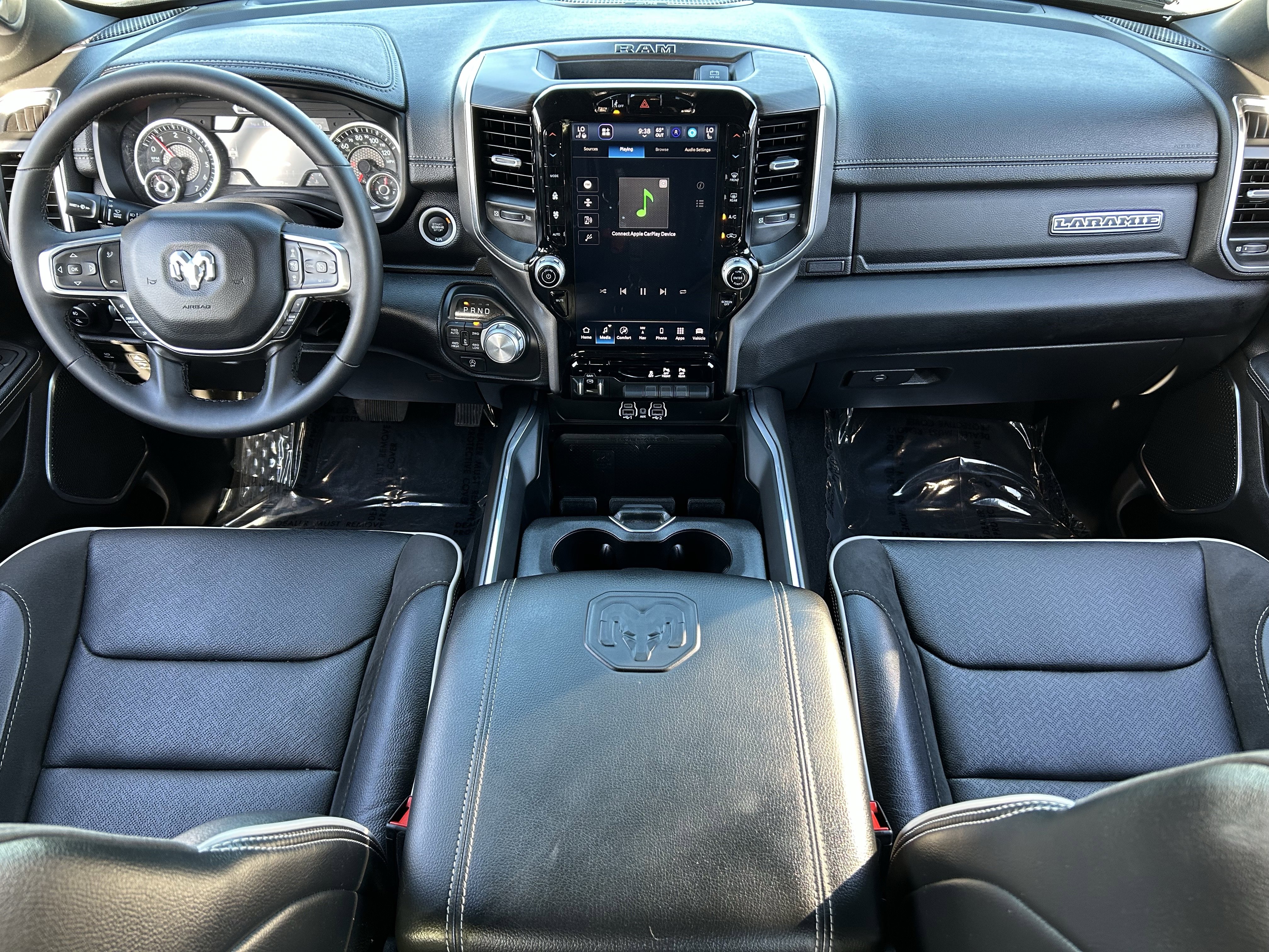 Used 2025 RAM 1500 Laramie AWD/4WD image 14