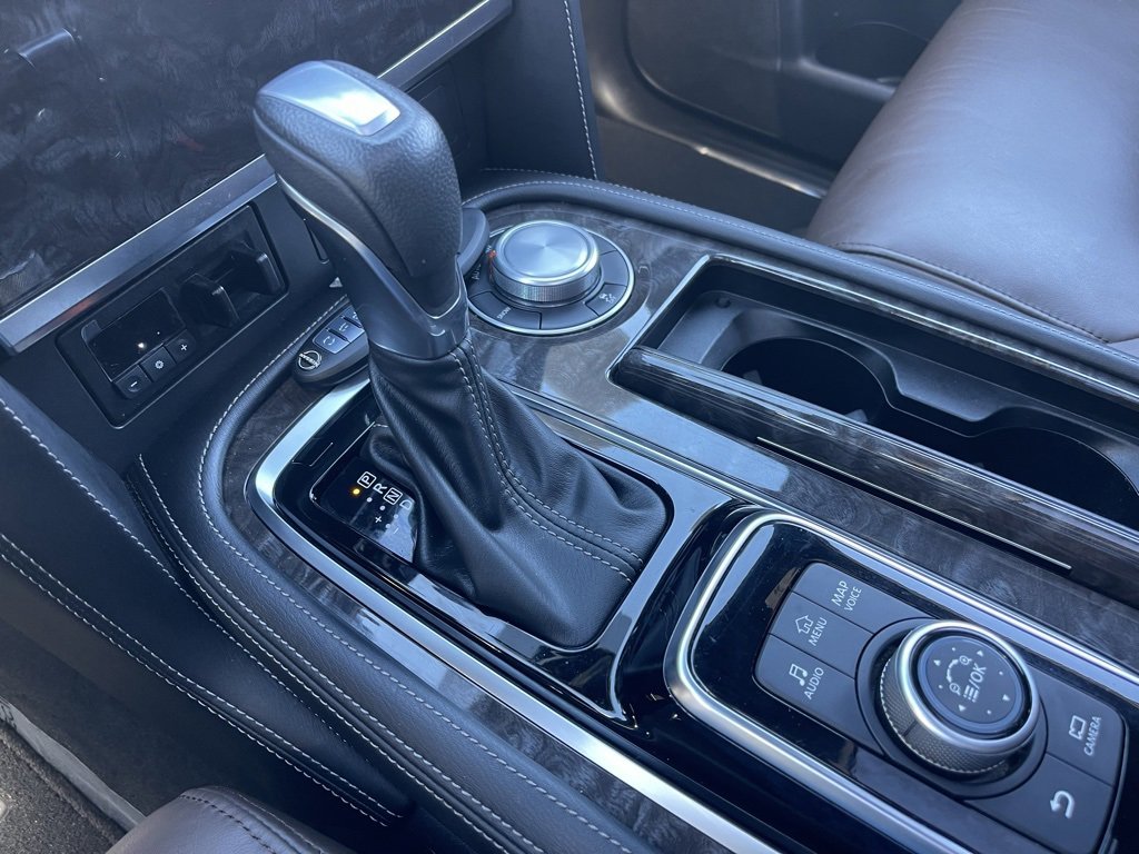 Used 2024 Nissan Armada Platinum image 17