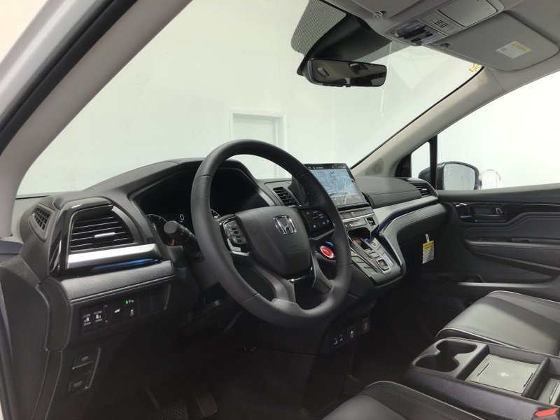 New 2026 Honda Odyssey Touring image 23