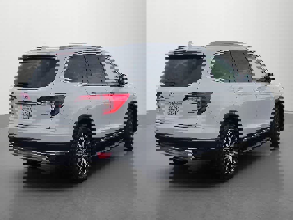 Used 2020 Honda Pilot Touring image 6