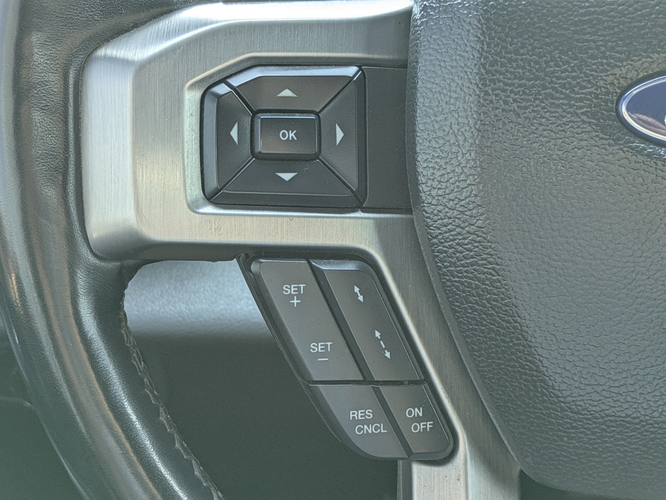 Used 2022 Ford F350 Platinum AWD/4WD image 23