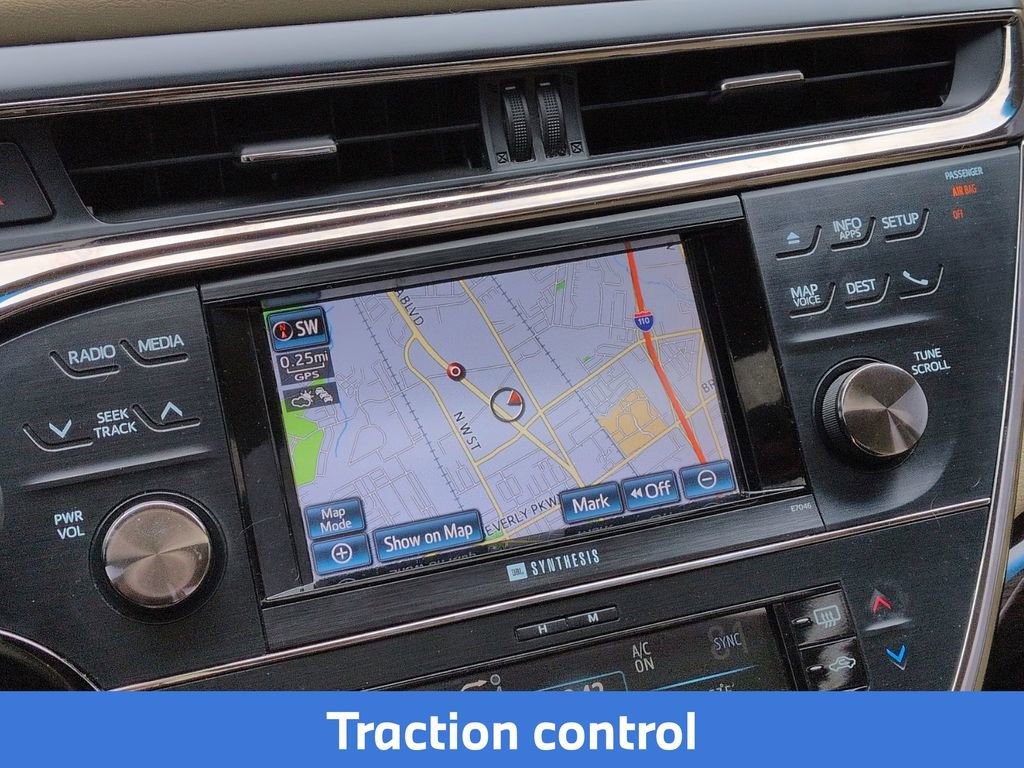 Used 2013 Toyota Avalon Limited image 25